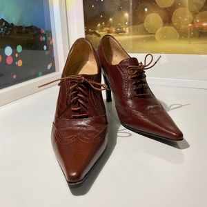 Ellen Tracy Leather Brogue Pumps Pointy Toes